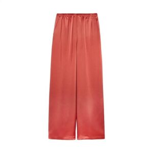Vêtement Rouge Brique